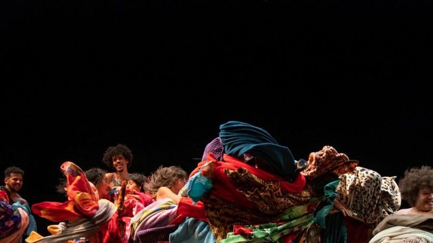 Encantado, de Lia Rodrigues