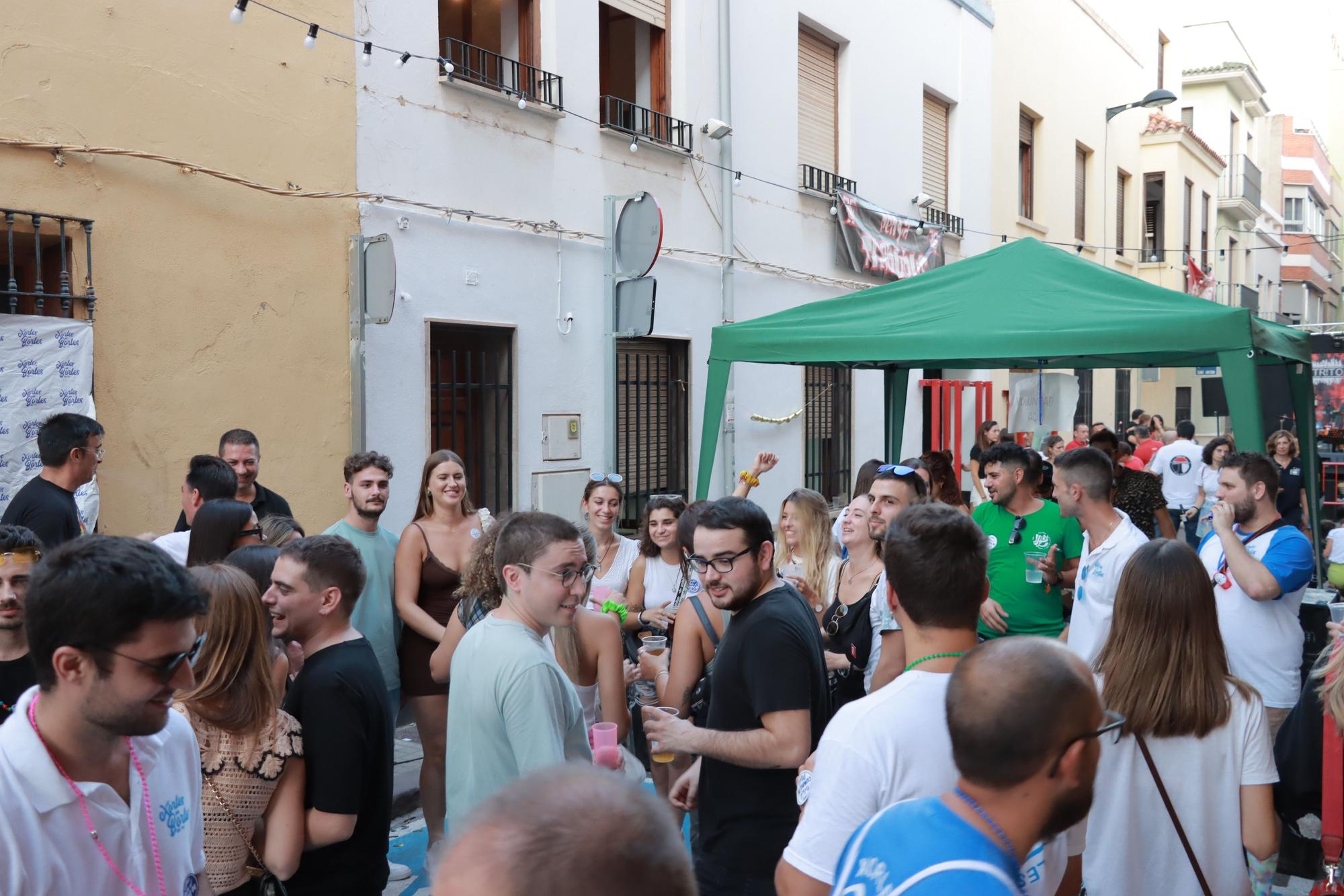 Galería | Las collas de Vila-real ya disfrutan de la fiesta en la calle