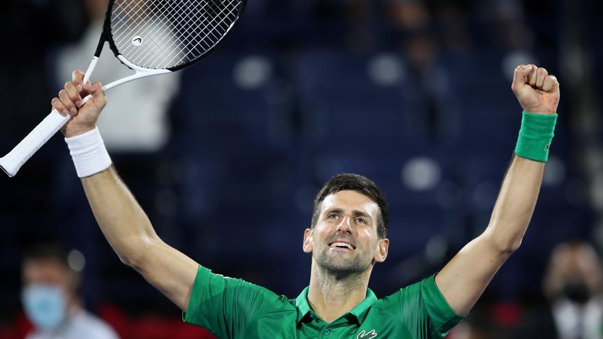 Djokovic returns to competition with victory in Dubai