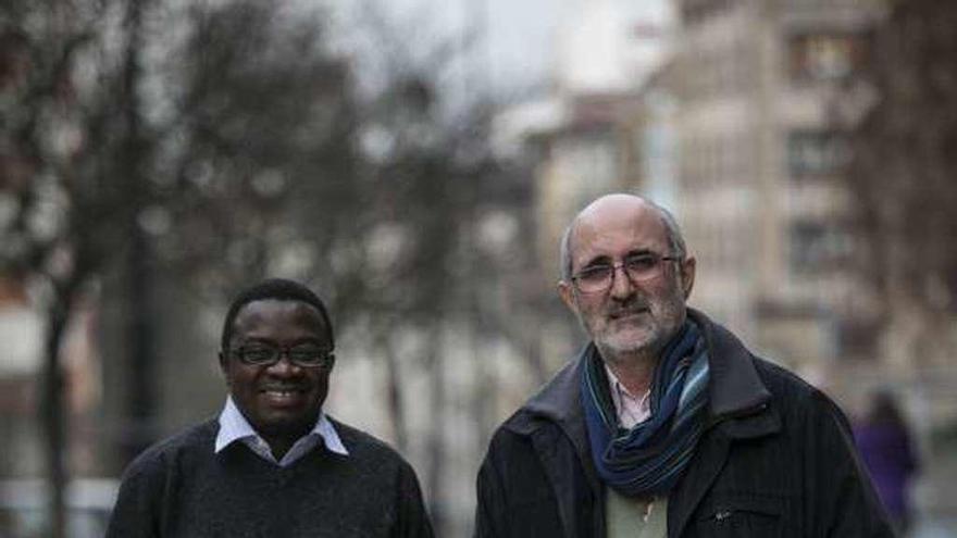 Lwanga Kakule y Juan Antonio Fraile, esta semana, en Oviedo.