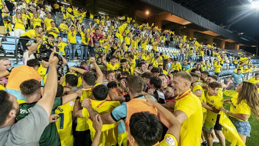 Las imágenes de la celebración del ascenso del Villarreal B en Vigo