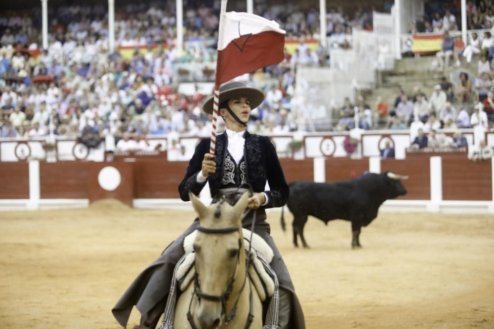 Corrida de rejones en la Feria Taurina de Begoña de 2018.