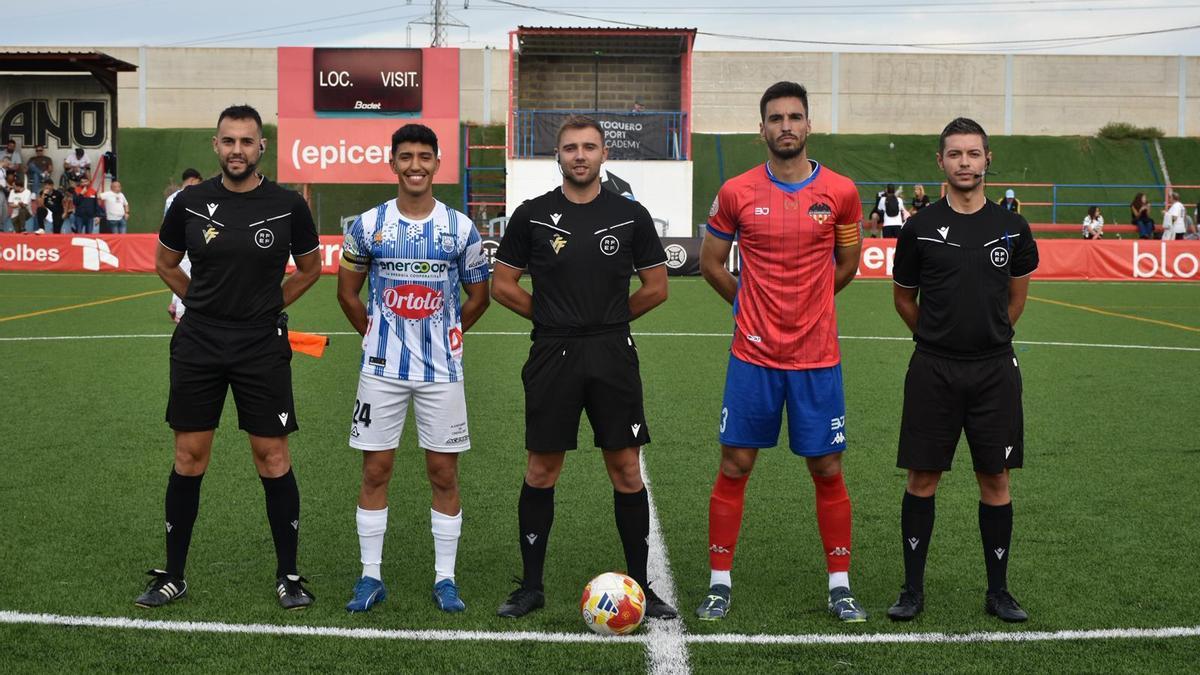 Momentos antes del comienzo del partido.