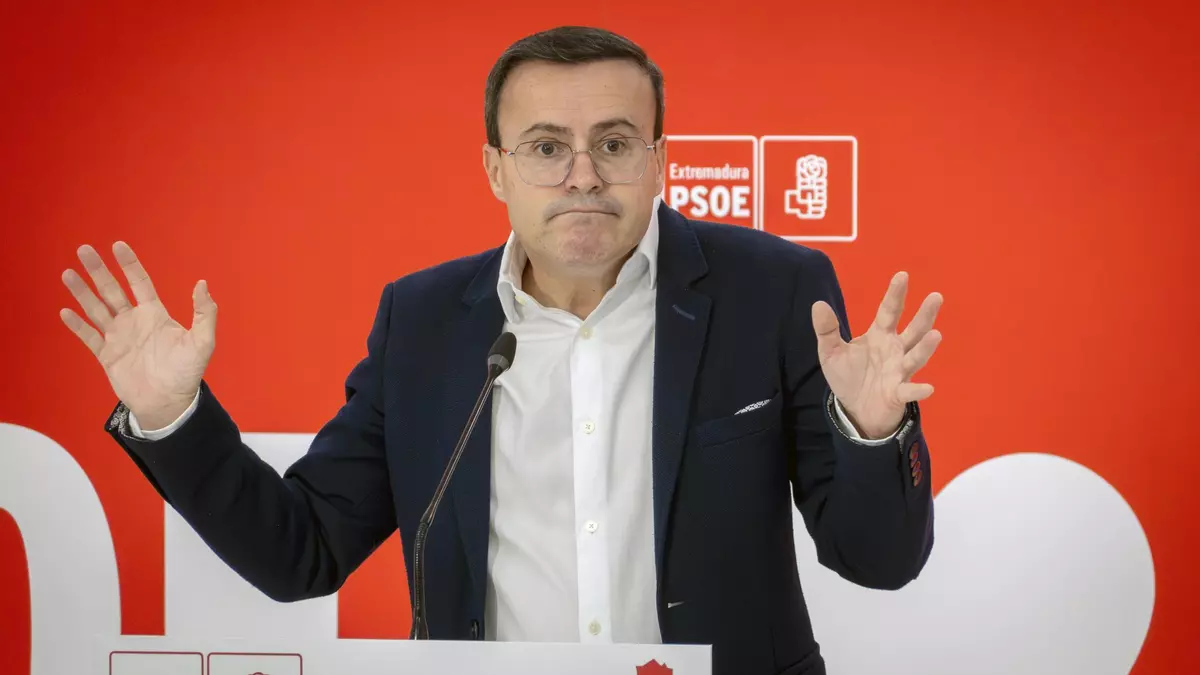 Gallardo seguirá siendo aforado aunque se convoquen elecciones en Extremadura