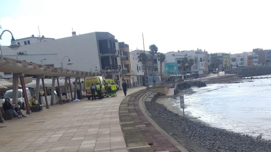 Muere cuando pescaba en Arinaga