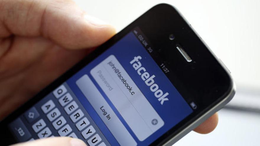 Más de la mitad de adultos han abandonado Facebook alguna vez.