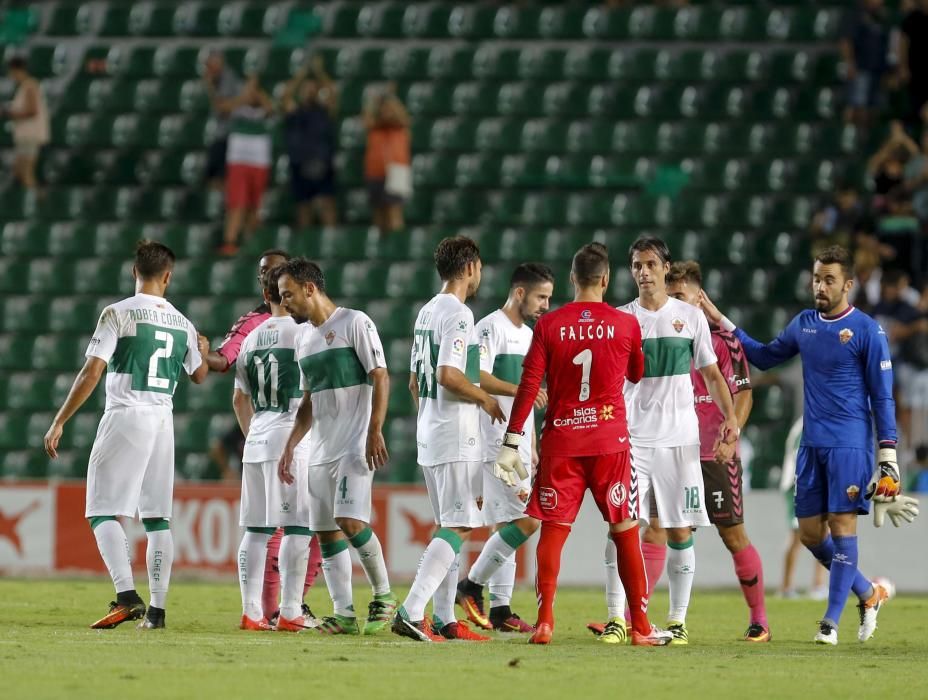 El Elche CF acelera en casa