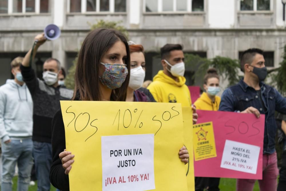 Concentración de peluqueros en Oviedo