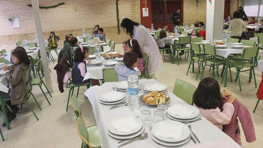 Uno de los comedores escolares de un centro educativo de la ciudad. // Iñaki Osorio