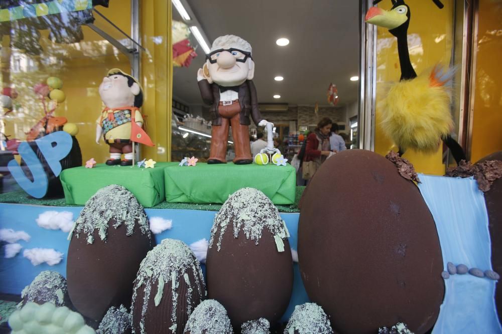 Forn de Vicent García. Primer premio de escaparate y torta de pasas y nueces.