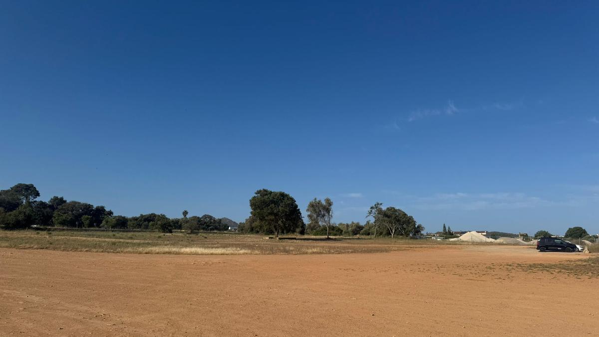 Algaida impulsa el nuevo instituto con la cesión del solar a Educación.