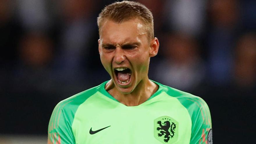 Cillessen refuerza su cartel internacional