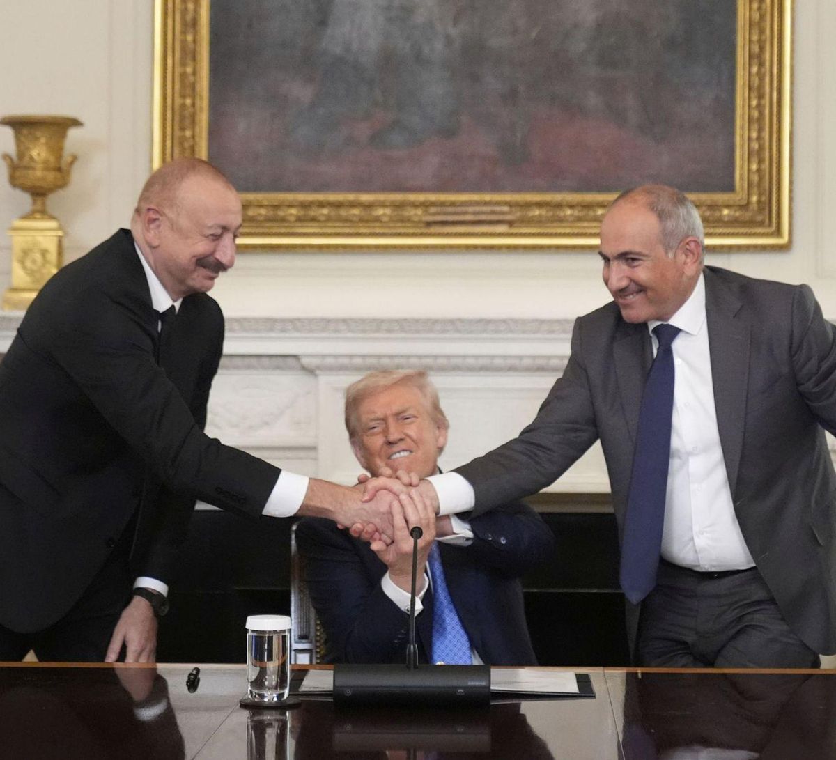 L’Azerbaidjan i Armènia firmen la pau davant Trump després de 34 anys L’Azerbaidjan i Armènia firmen la pau davant Trump després de 34 anys