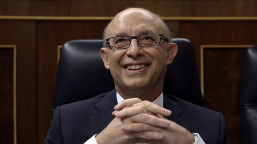 Montoro y De Guindos, euforia por la venta de Tesoro Público