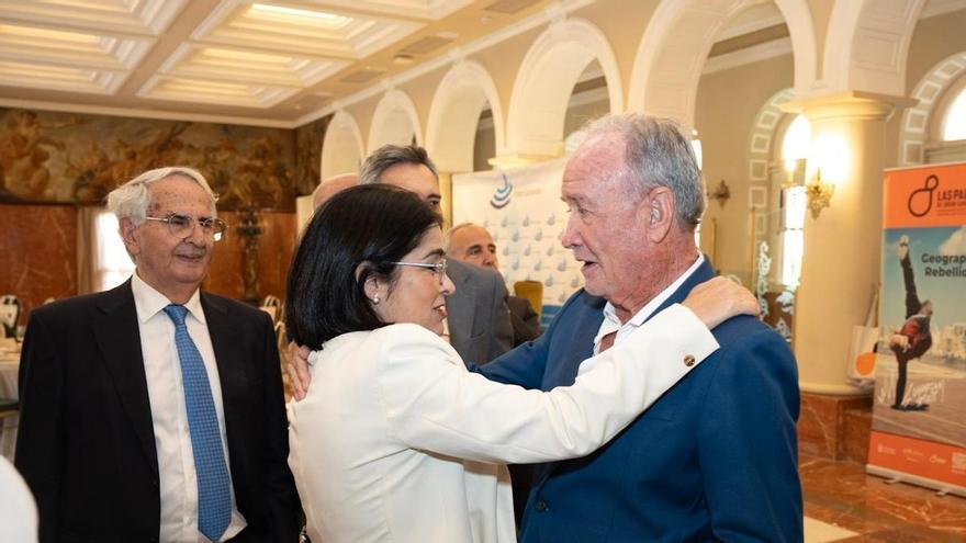 Encuentro del Foro Canarias con Carolina Darias