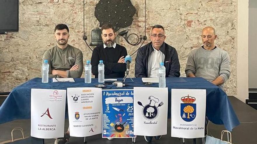 Organizan la I Ruta de la Tapa, que atrae a una veintena de hosteleros en Navalmoral de la Mata