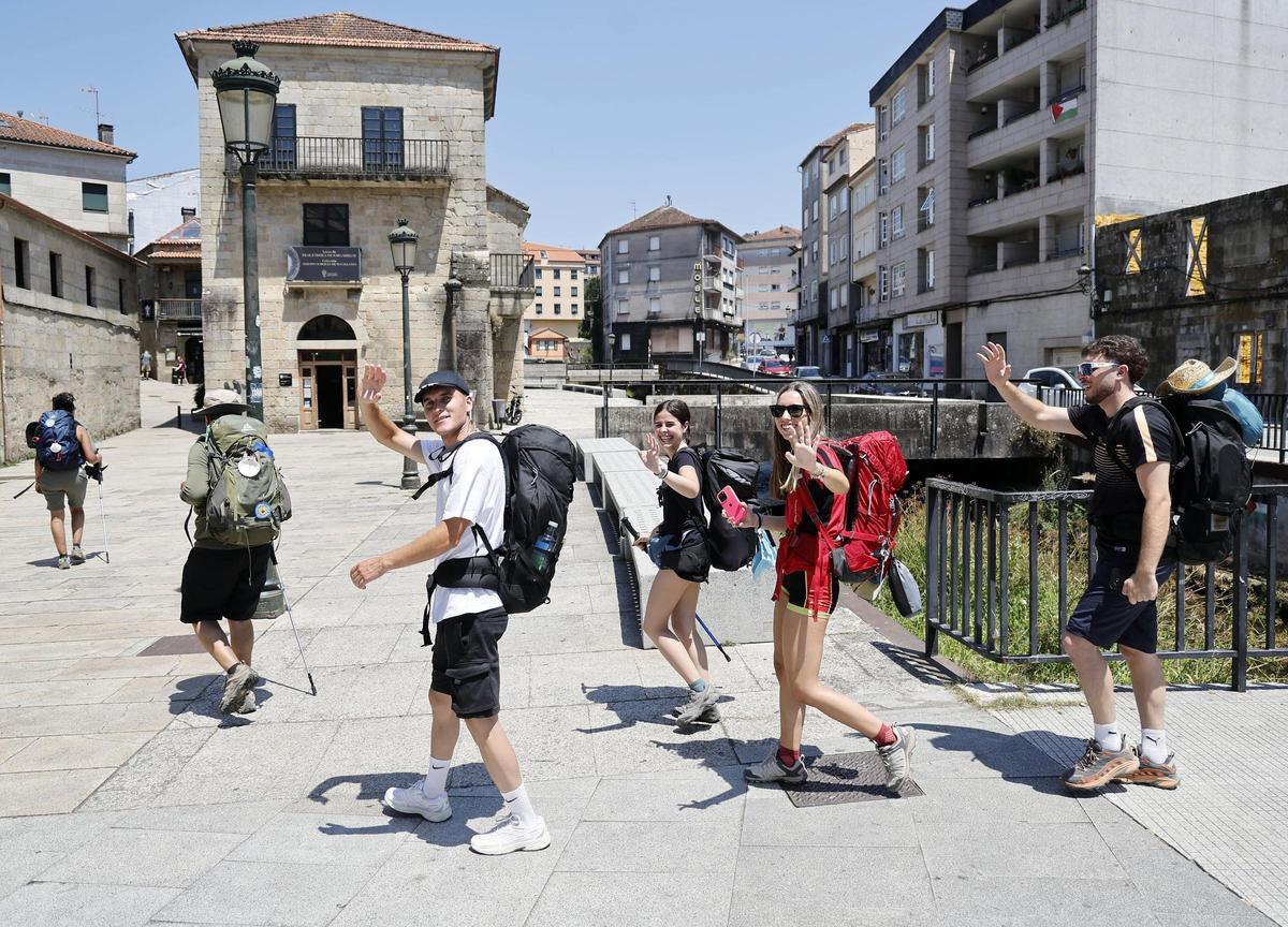 Peregrinos del Camino de Santiago Portugués de la Costa