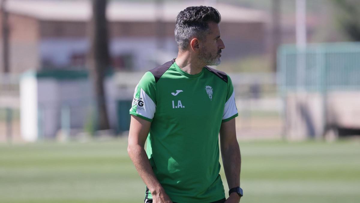 Iván Ania, inconformista antes de recibir al Granada: "Quedarnos en lo que tenemos sabría a poco"