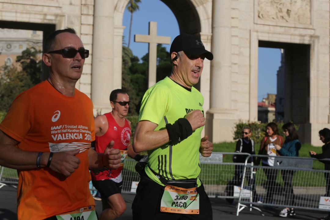 FOTOS | Búscate en el Medio Maratón Valencia 2021