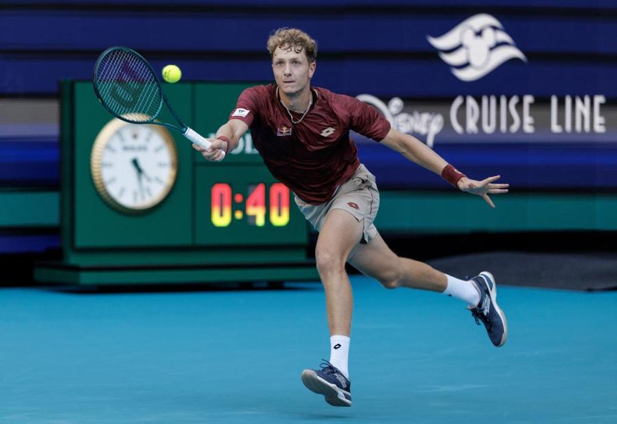 Martin Landaluce cae ante Lehecka en Miami