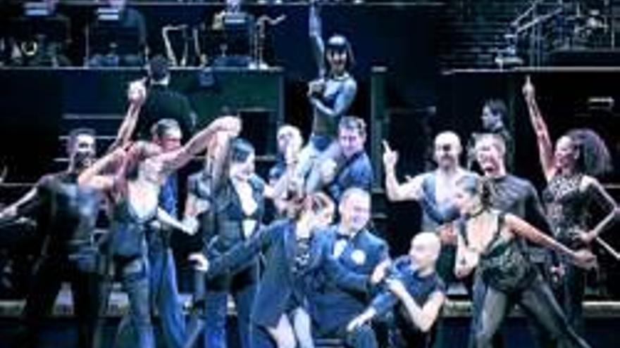 El musical ´Chicago´ llega al López de Ayala en noviembre