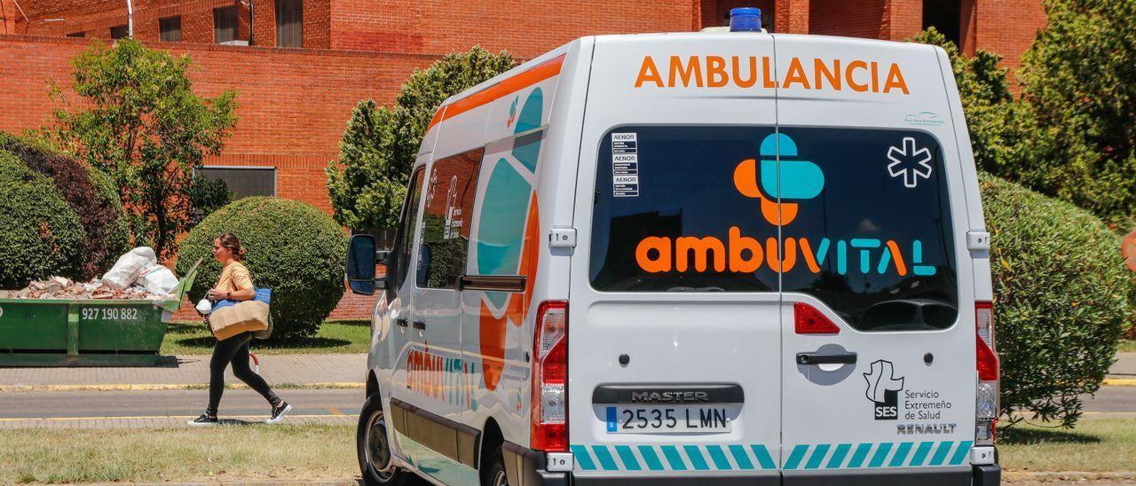 Una ambulancia de la empresa Ambuvital.