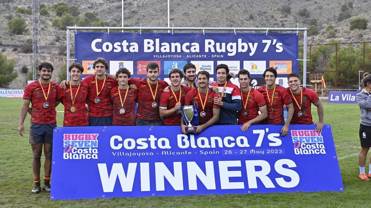 La selección española de rugby siete se proclamó campeona de la competición masculina tras vencer en la final al combinado lituano por 20-10 .