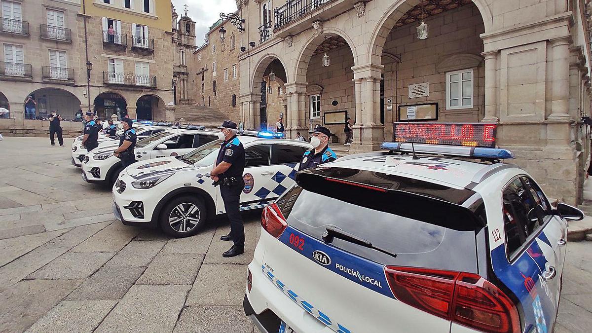 Los nuevos vehículos de la Policía Local. // I. OSORIO