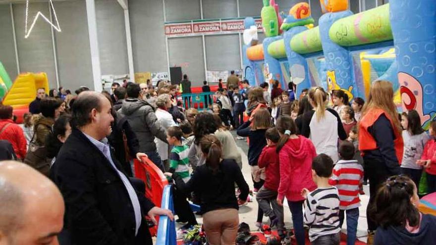 Atracciones de Ifeza en el último día de la feria Muévete.