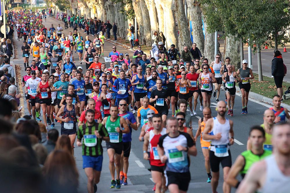 Las mejores imágenes de la Maratón de Málaga 2018