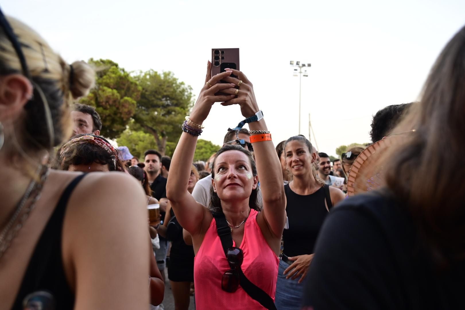 Galería | Los asistentes del FIB disfrutan de su primer día de festival