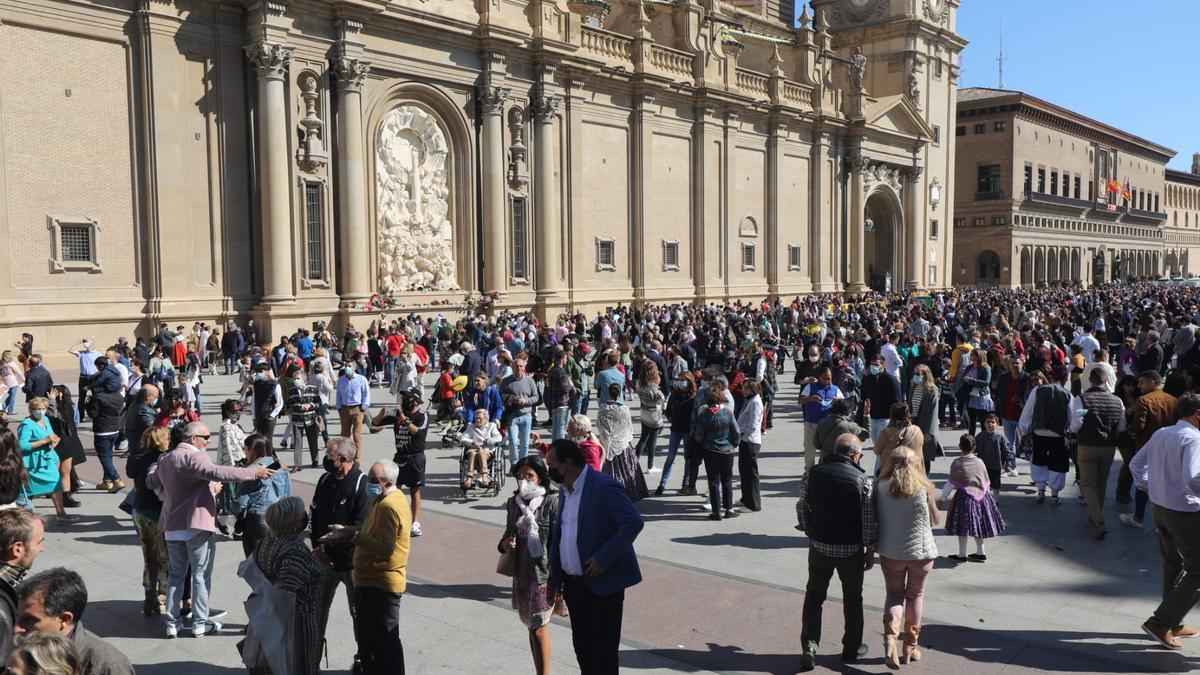 FOTOGALERÍA | La Ofrenda de Flores de estas Fiestas del Pilar 2021 II