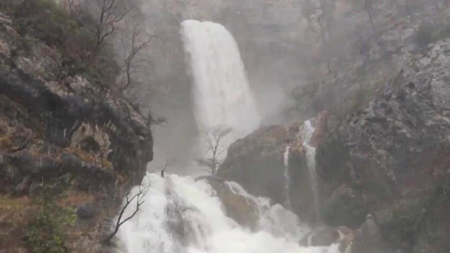 Reventón de los Chorros del Río Mundo en Riópar