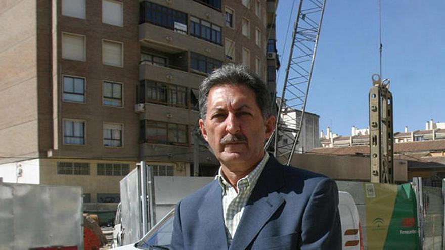 Cambio. Ángel Martín Carpena deja Carretera de Cádiz.