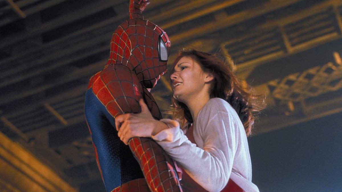 ¿Recuerdas el icónico beso de 'Spider-Man'? Kirsten Dunst revela lo difícil que fue rodarlo: 'No podía respirar'