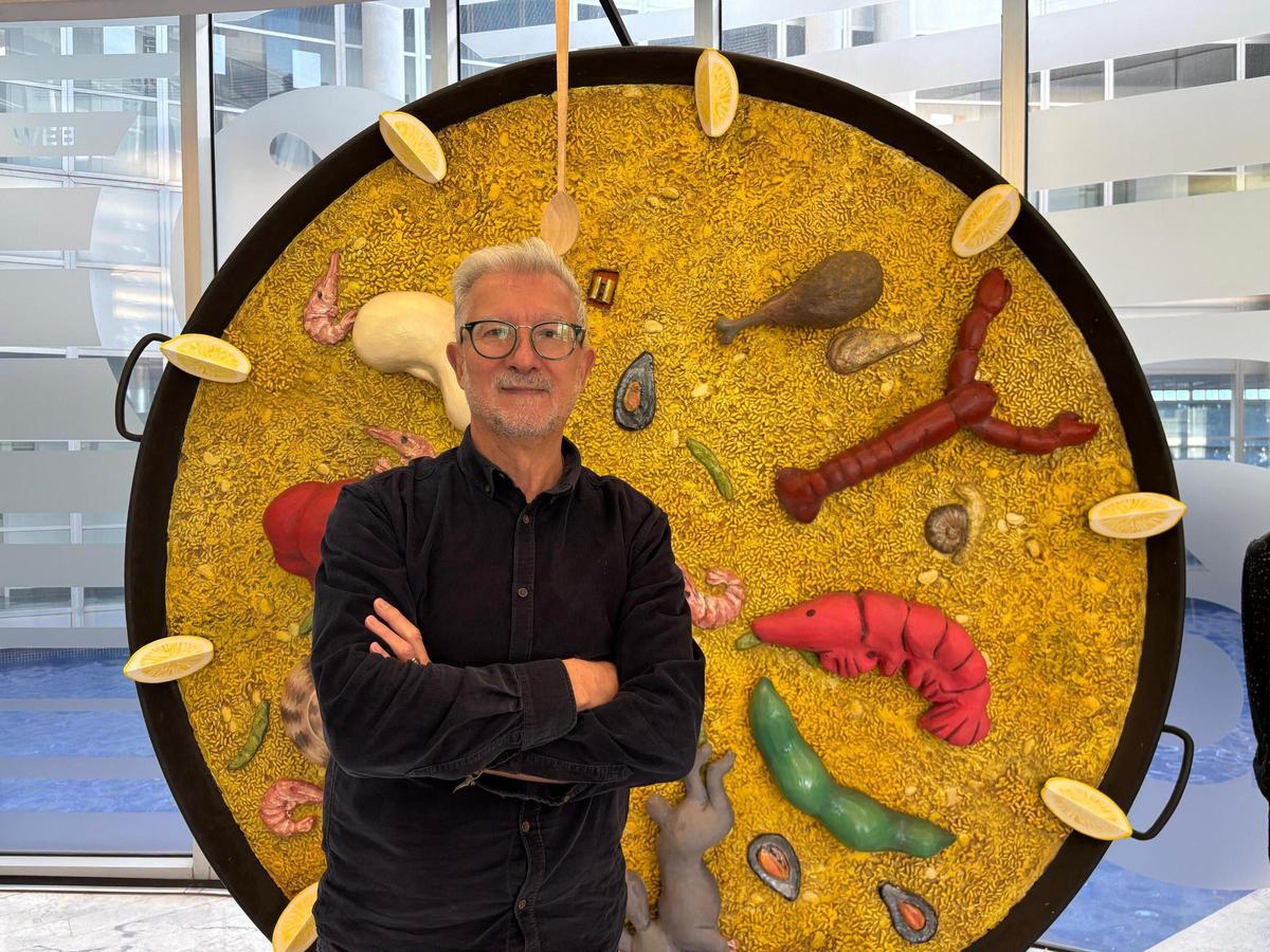 Josep Ramón Lluch, presentador de 'El Retrovisor', el programa de los sábados en À Punt.