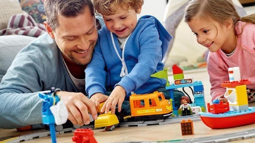 Cómo disfrutar con los niños en vacaciones: manualidades para toda la familia este verano