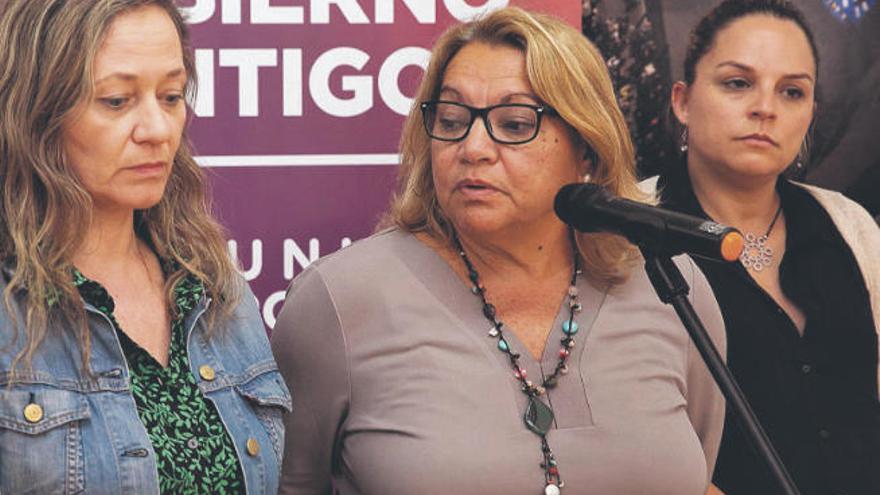 De izquierda a derecha Victoria Rosell, Meri Pita y Noemí Santana, tras las elecciones generales de 2019.