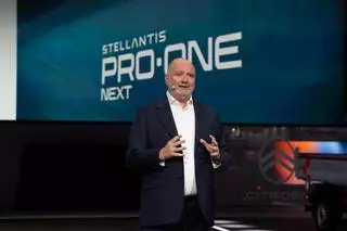 Eric Laforge, de la división de vehículos comerciales Stellantis Pro One: «Necesitamos aún más volumen de las furgonetas K9»