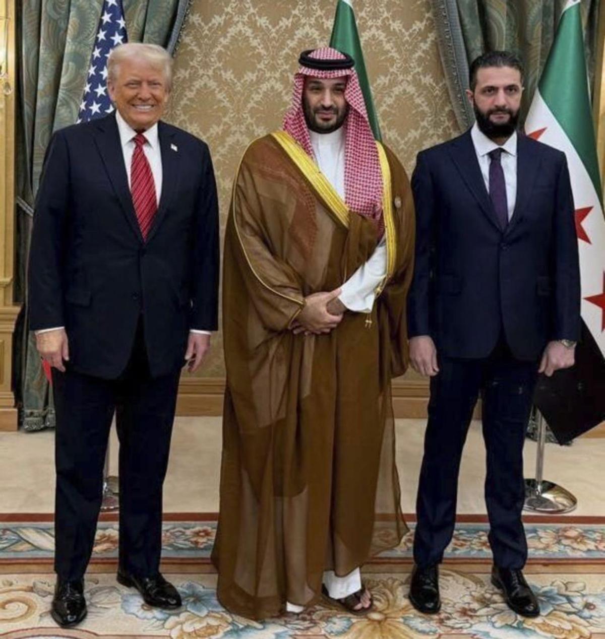 Trump demana al líder sirià establir relacions amb Israel Trump demana al líder sirià establir relacions amb Israel