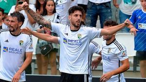 Resumen, goles y highlights del Burgos 1 - 0 Oviedo de la jornada 3 de LaLiga Hypermotion