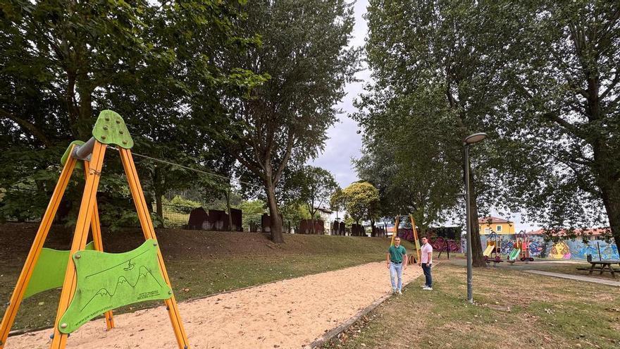 La tirolina de Trasona vuelve a despegar: Corvera invierte 2.400 euros en su puesta a punto