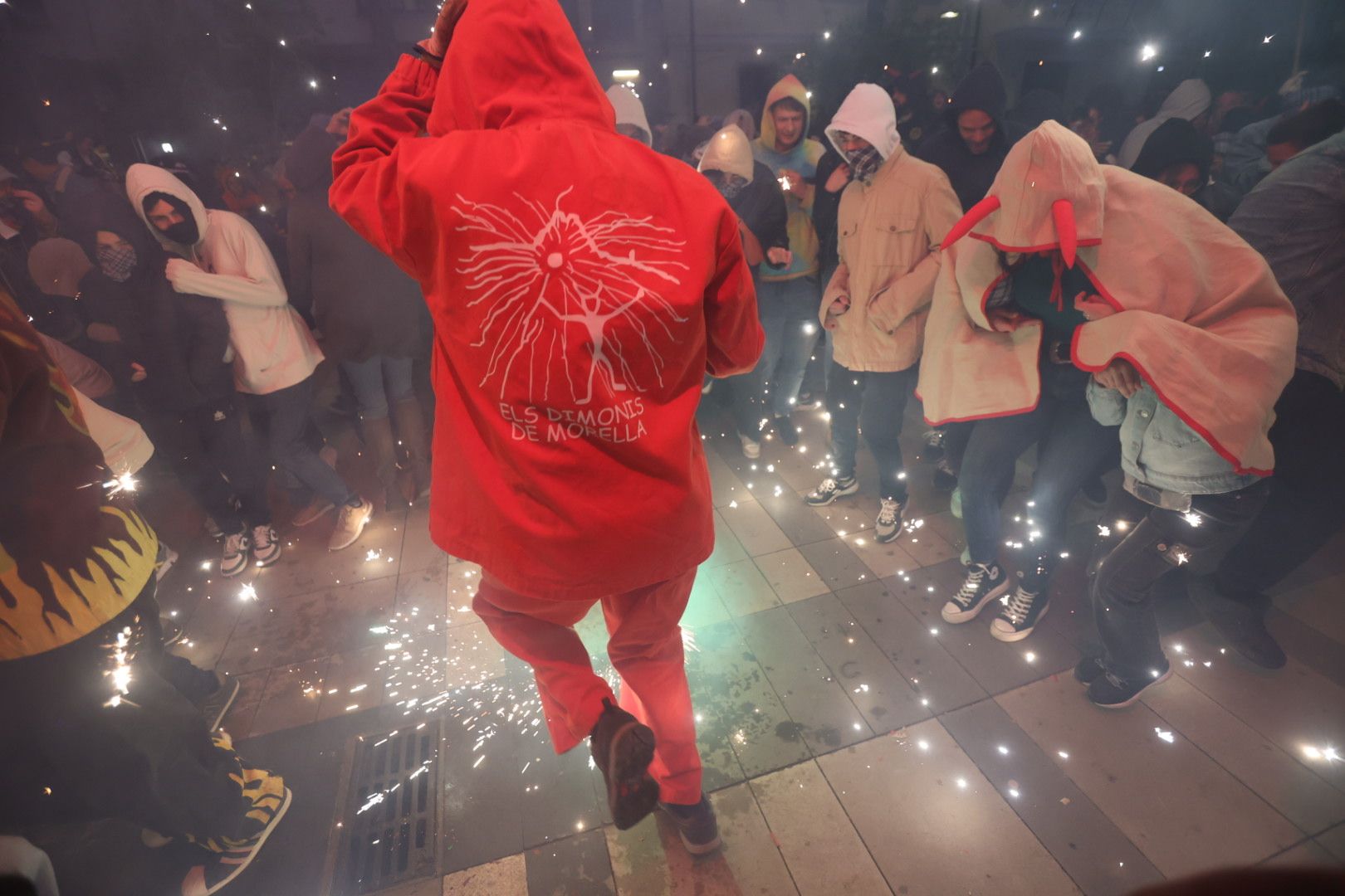 Galería: El Correfoc ilumina la noche de Magdalena en Castellón