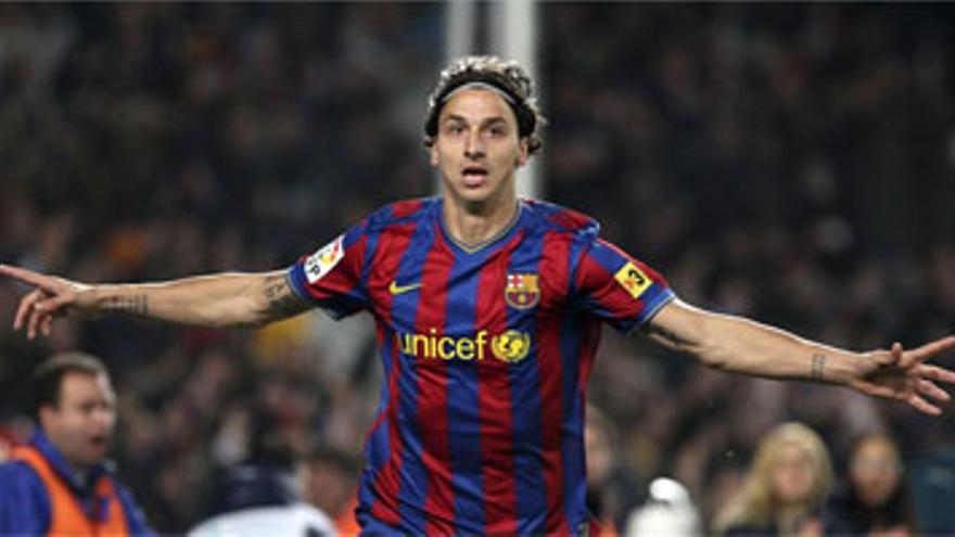 Un golazo de Ibrahimovic devuelve el liderato al Barça (1-0)