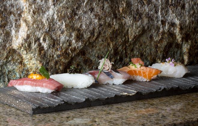 Tabla de sushi de ZUMA Dubái