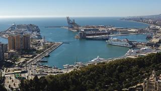 El agua en barcos empezará a llegar a finales de junio al Puerto de Málaga, si la lluvia no reduce la sequía