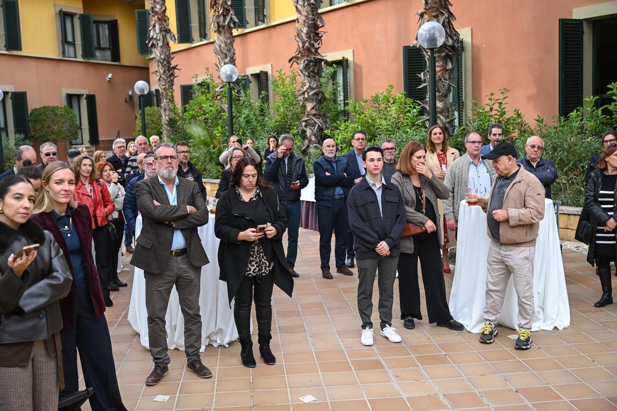 La granada mollar protagonista en la inauguración de Menjars de la Terra en el Restaurante La Taula de Elche
