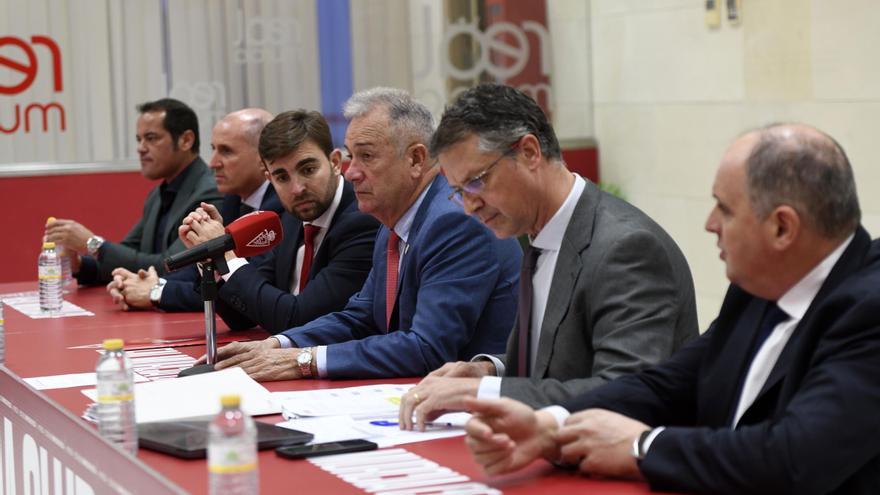El Real Murcia vive su junta de accionistas más tranquila