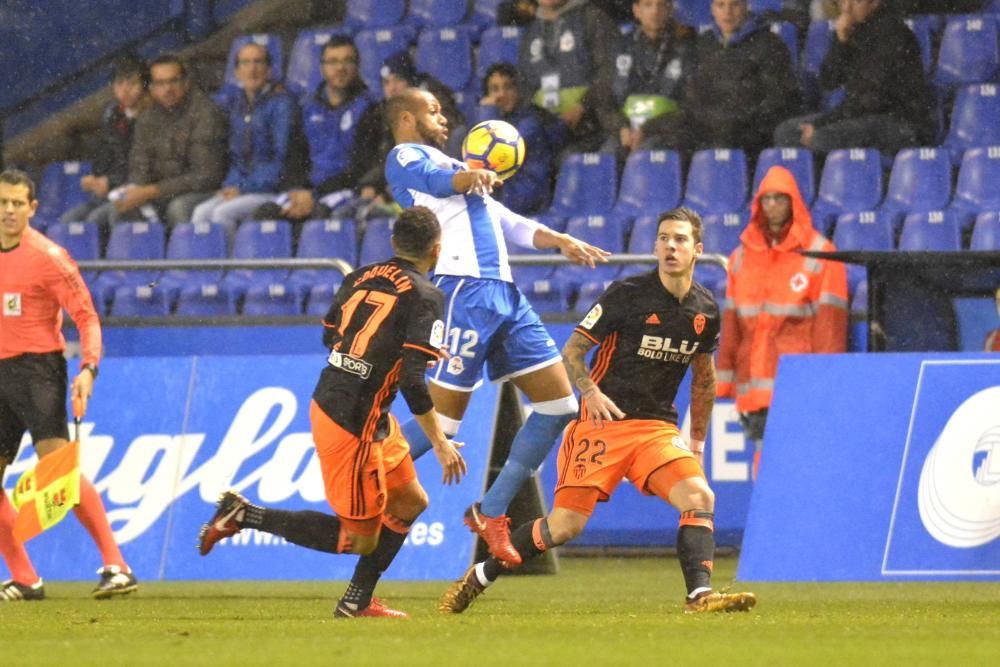 El Dépor cae en Riazor ante el Valencia