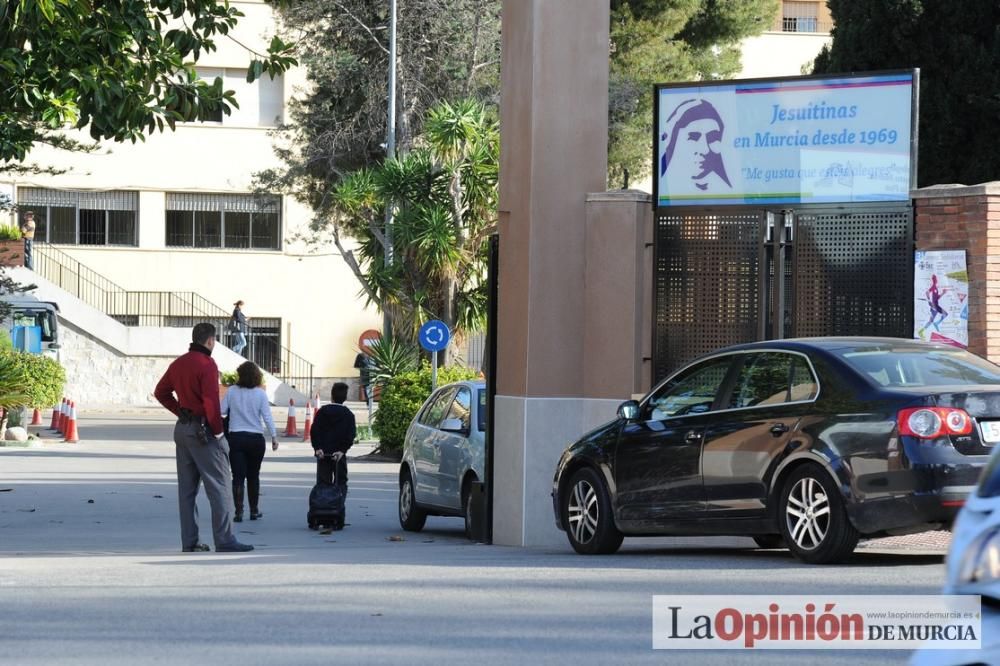 Jesuitinas abre sus puertas después del incendio